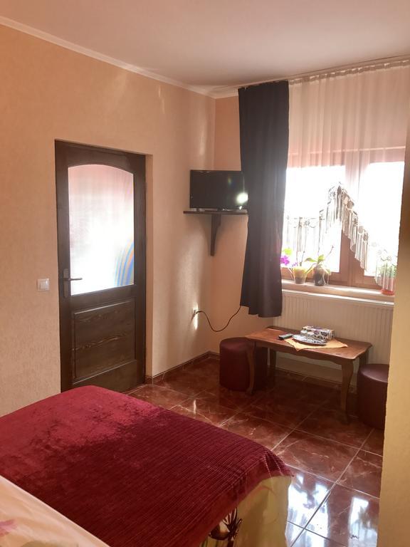 Vila La Izvor Petresti Exterior foto