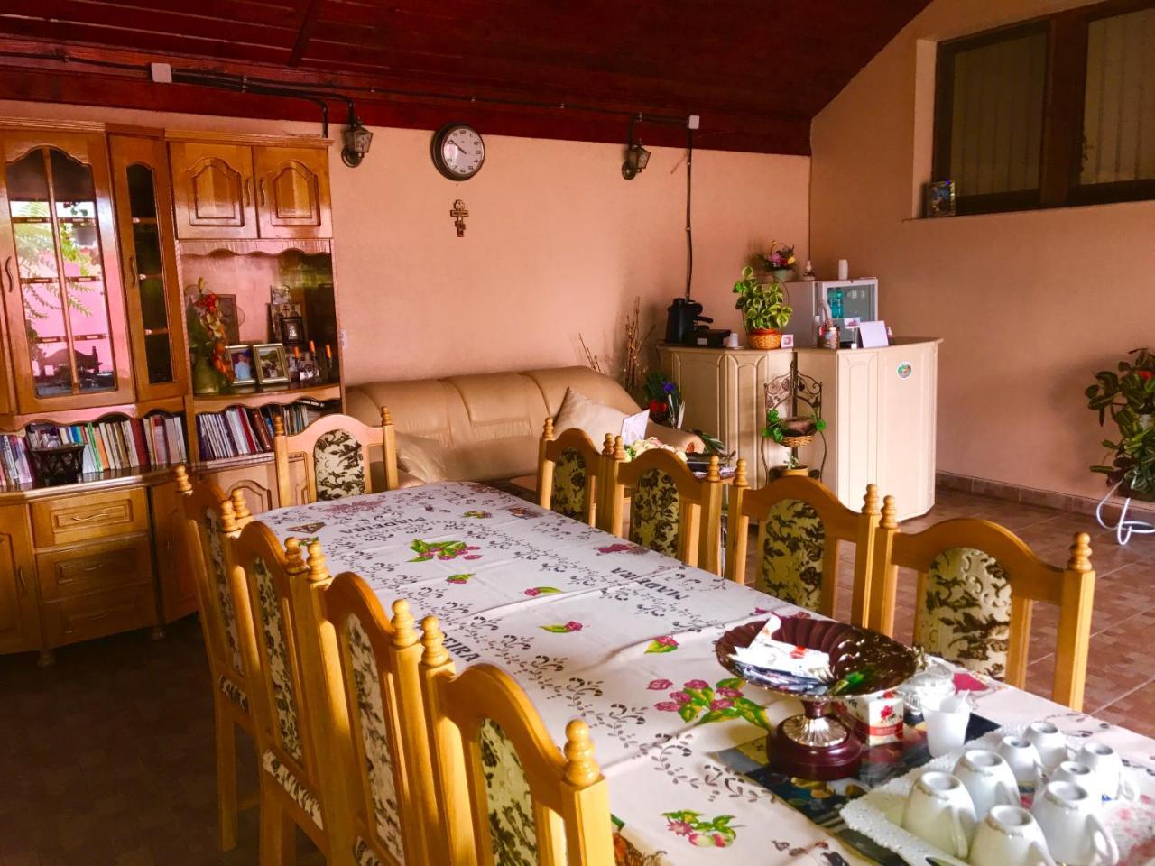 Vila La Izvor Petresti Exterior foto